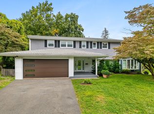 54 W Normandy Dr, West Hartford, CT 06107