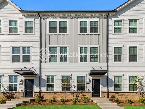 11136 Tournament Dr, Charlotte, NC 28269