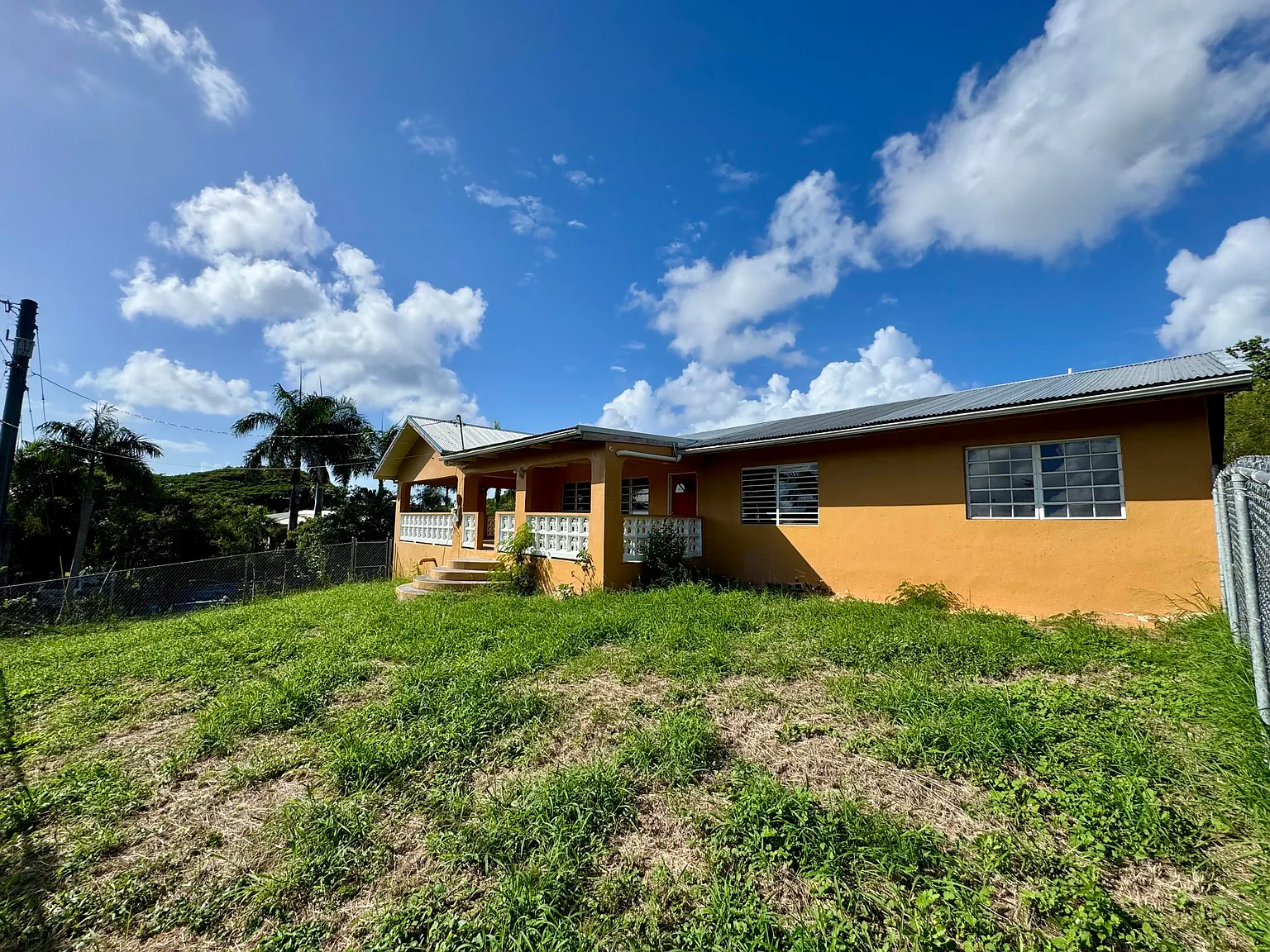 4 bed, $2,500 — Photo 4