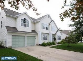 19 Meadowyck Dr, Laurel Springs, NJ 08021