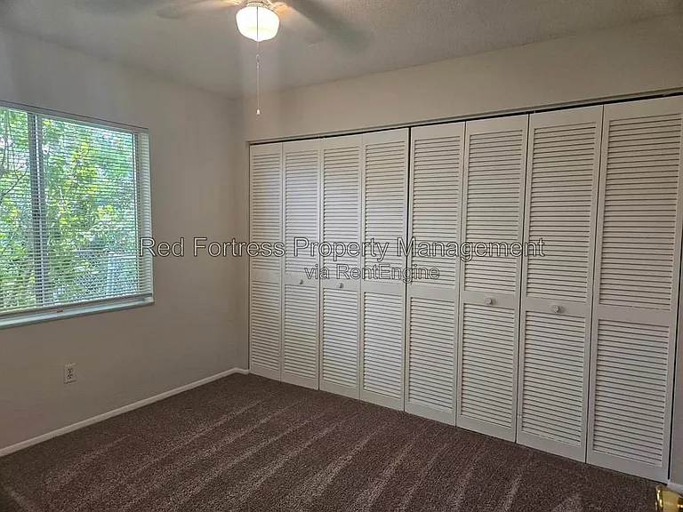 11 SE 20th Ct — Photo 8