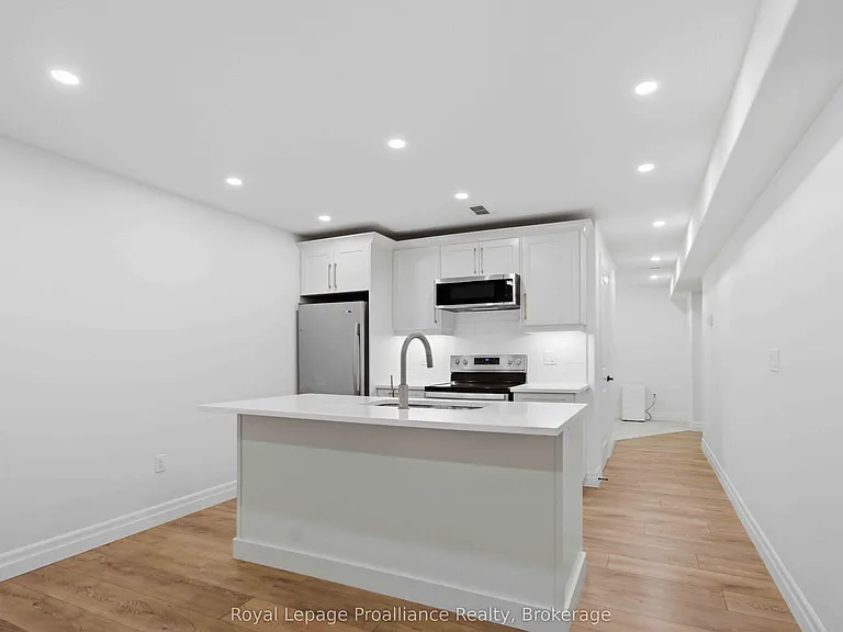 31B Schmidt Way — Photo 3