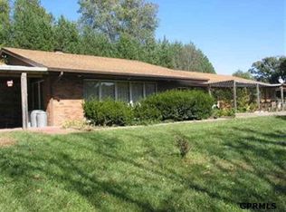 3910 N Ponca Rd, Omaha, NE 68112