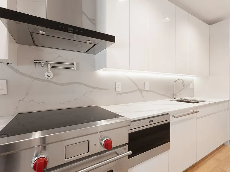 202 Avenue A #2 — Photo 4