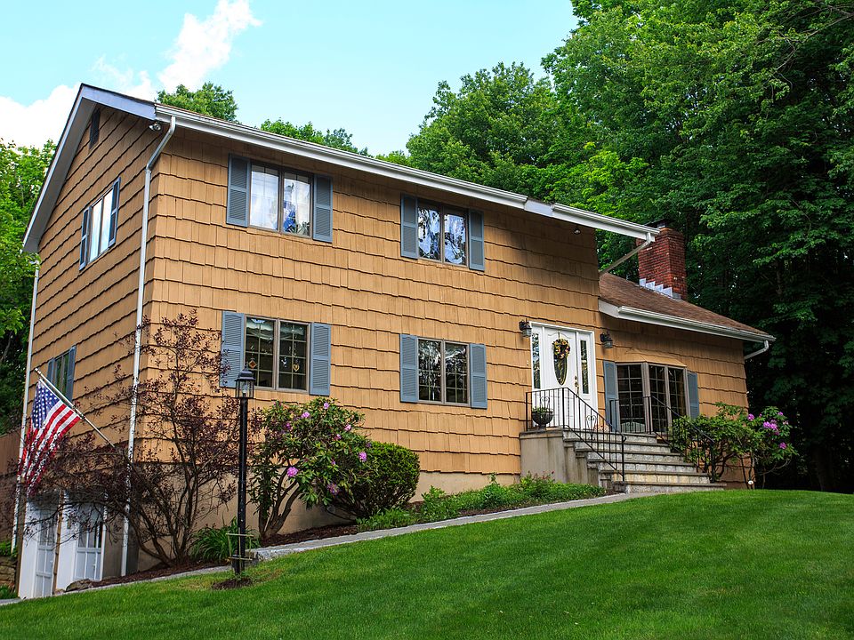 1st image of 2104 Lavoie Ct