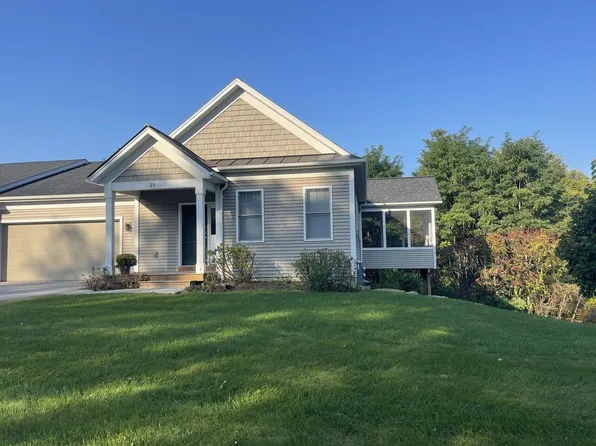 21 Mill River Lane, Shelburne, VT 05482