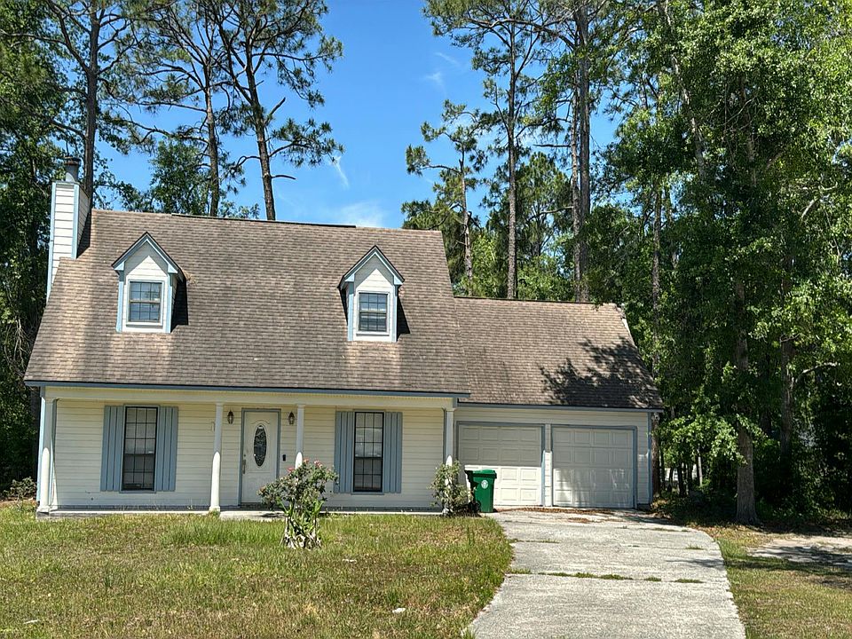 1st image of 10 Macon Pl