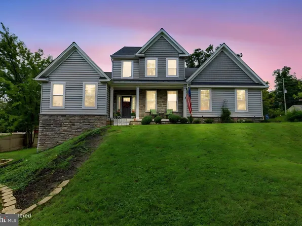 35 Micklitz Rd, Pottstown, PA 19464