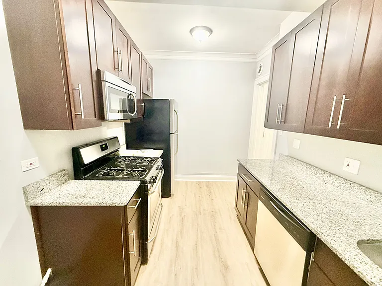 1445 W Balmoral Ave #1N — Photo 6