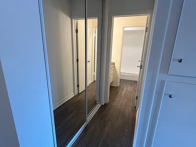 Pinetree Anaheim Apartments — Photo 9