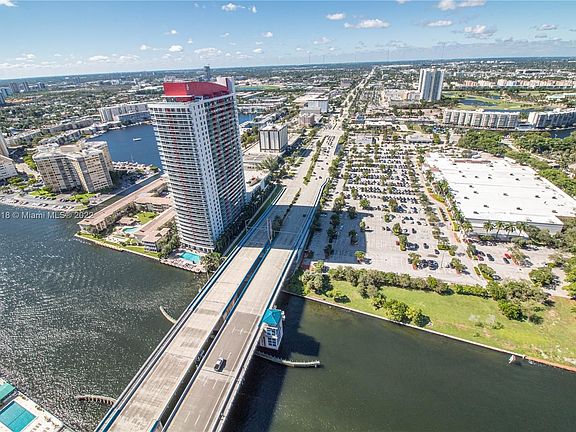 2nd image of 4010 S Ocean Dr #T3506