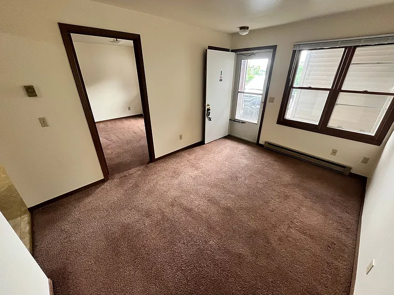 308 Cedar St — Photo 3