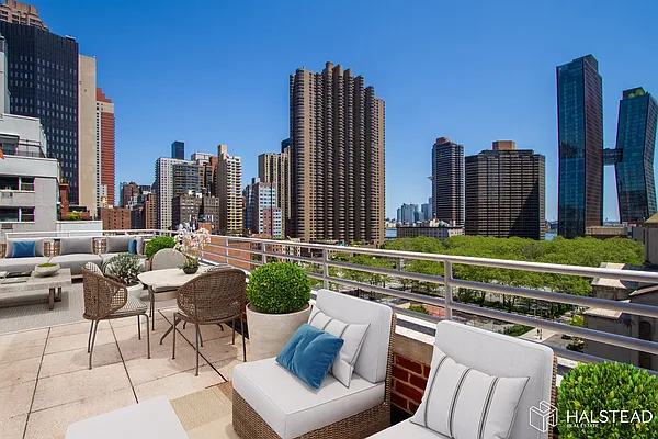 Sold by Brown Harris Stevens | media 19