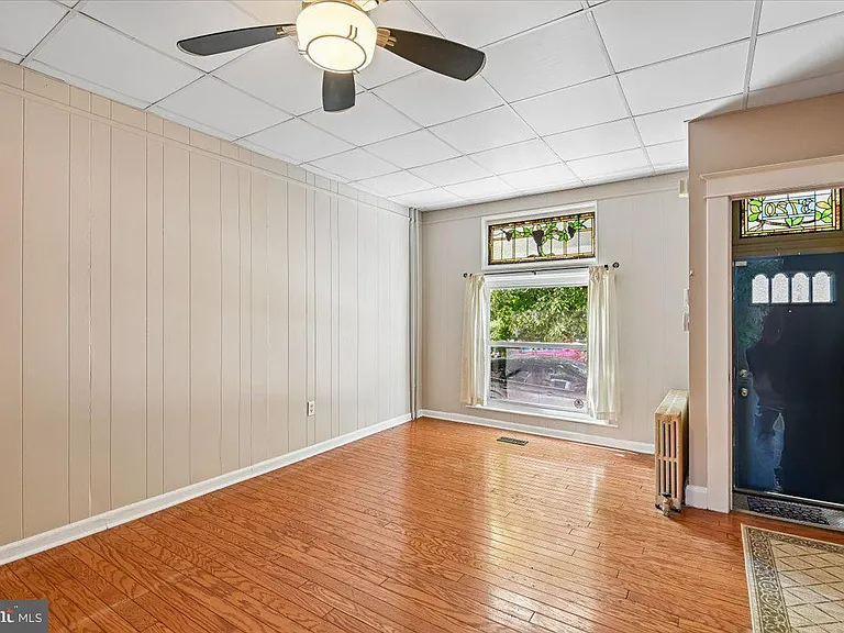 3720 Foster Ave — Photo 5