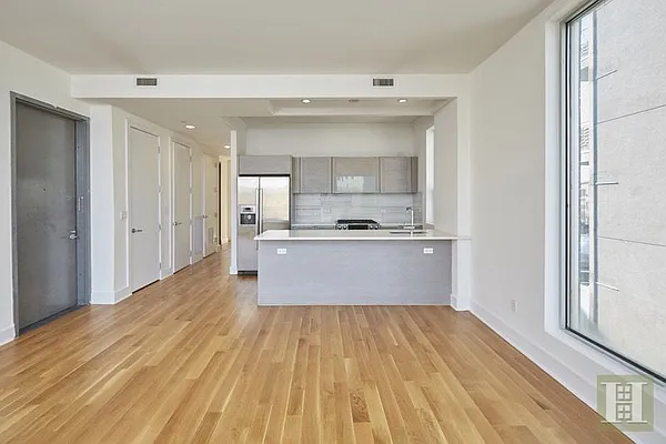 Rented by Halstead Real Estate | media 29