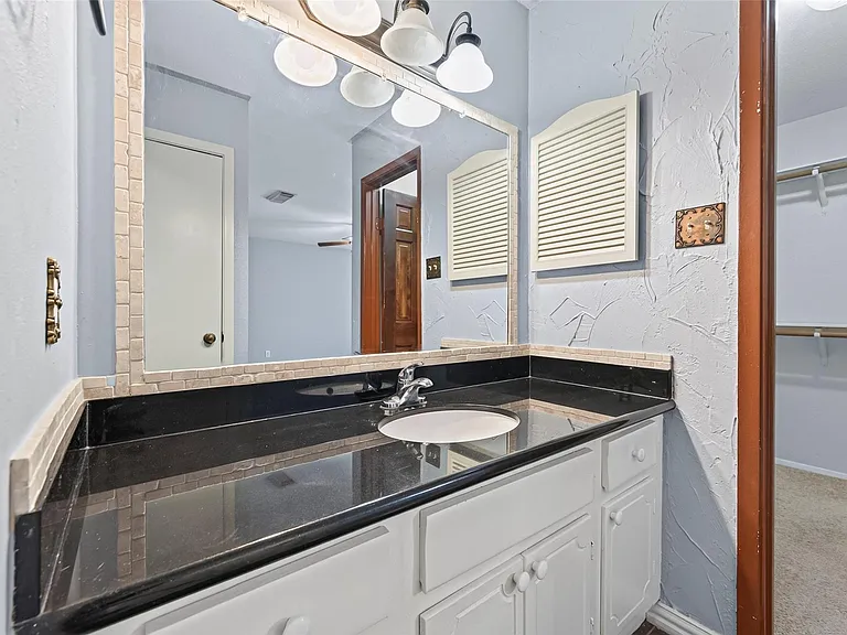 14515 Wunderlich Dr #403 — Photo 29