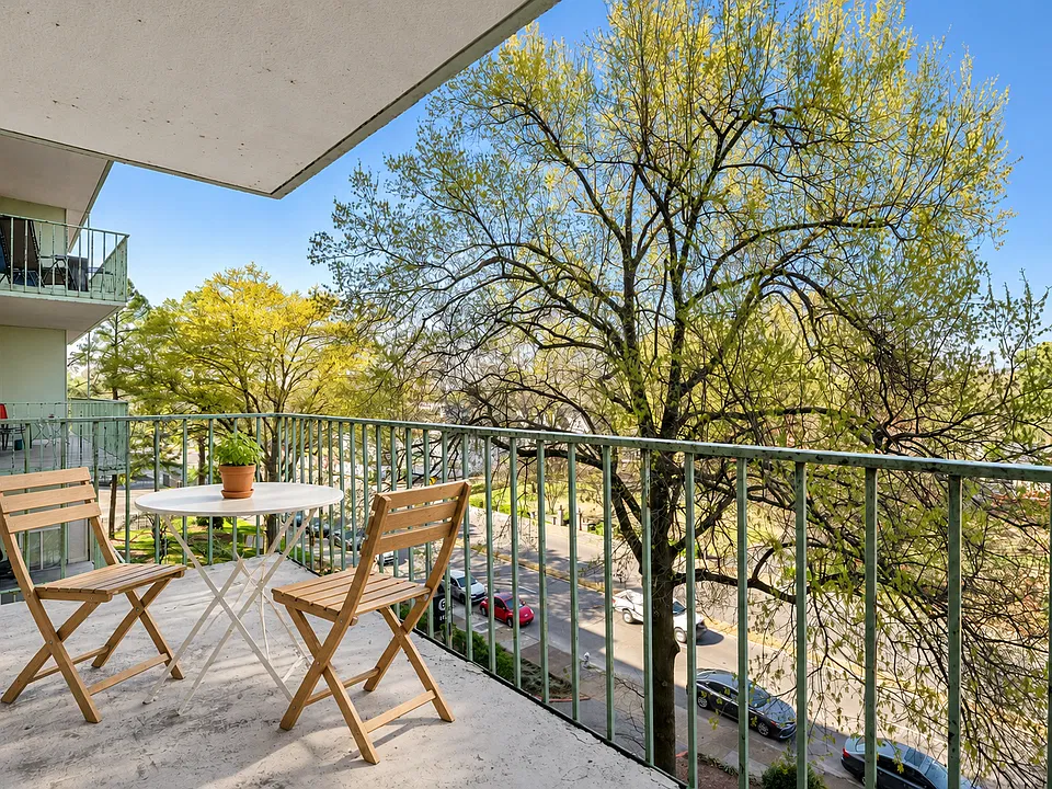 Central Gardens Apartments