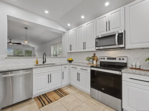 3704 MARIETTA LN, Schertz, TX 78154