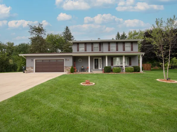 22574 W Washington St, Antioch, IL 60002