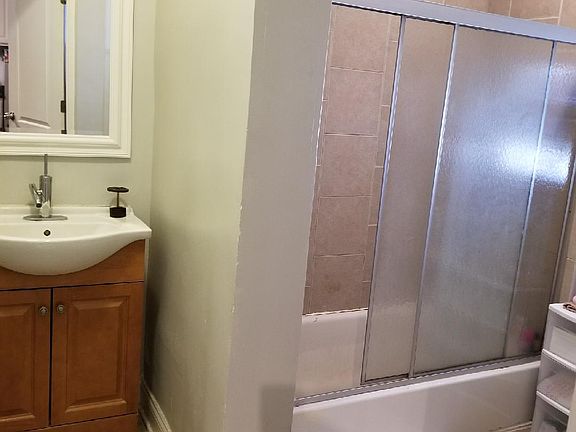 4th image of 2714 W Armitage Ave #1