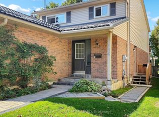 106 Walton Dr #BASEMENT, Aurora, ON L4G 3K4