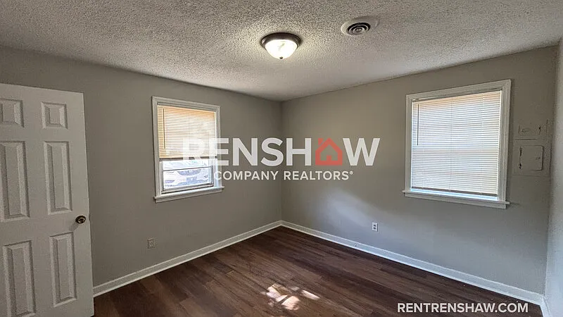 2 bed, 1.0 bath, 1000 sqft, $1,050 — Photo 3