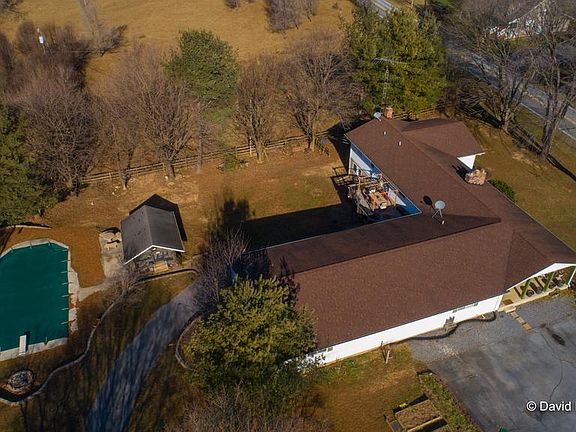 4th image of 224 Old Leetown Pike