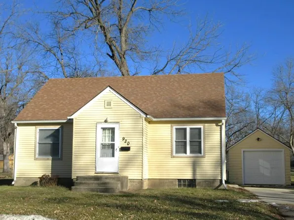 920 N 5th St, Estherville, IA 51334