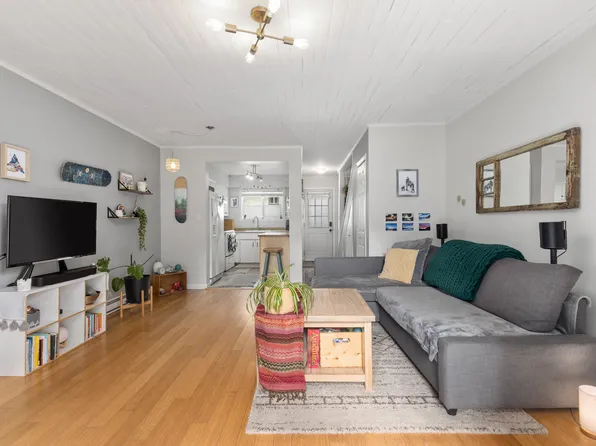 1470 Laurel St #13, Pemberton, BC V0N 2L1