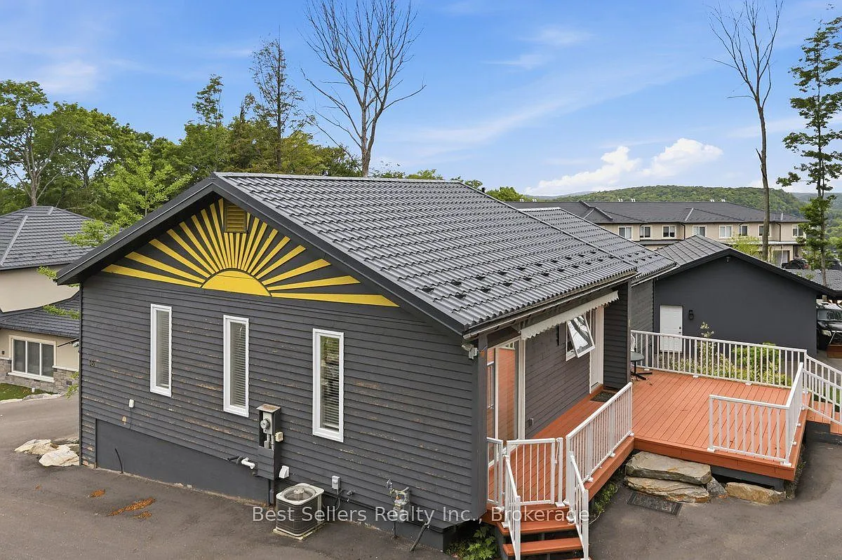 3 bed, $2,999 — Photo 1