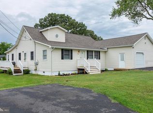 7806 Appletree Rd, Pasadena, MD 21122