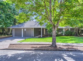 5690 SW Rockwood Ct, Beaverton, OR 97007