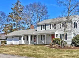 51 Donald Lewis Dr, Seekonk, MA 02771