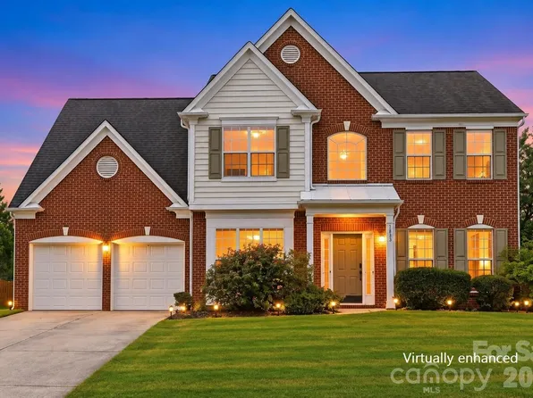 7633 Rathburn Ln, Charlotte, NC 28277