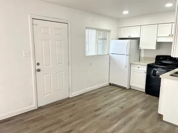 3351 Brussels St, 3351 Brussels St APT 1, Las Vegas, NV 89169