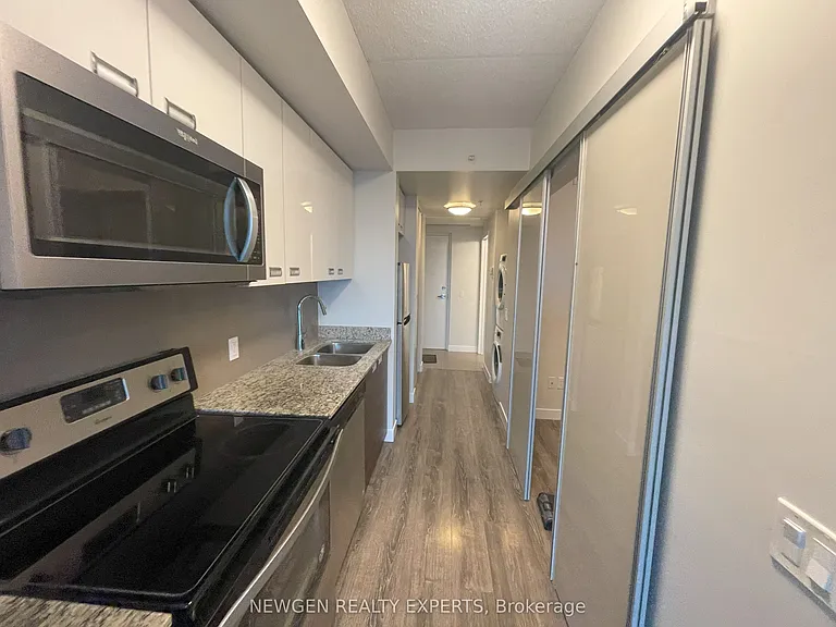 250 Albert St #720 — Photo 15