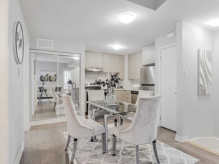 50 Orchid Place Dr #E18 — Photo 4