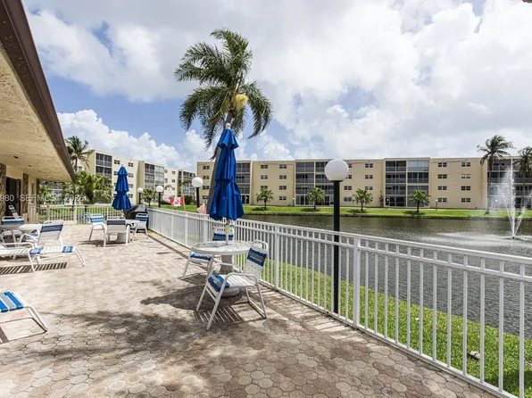 414 SE 10th St APT 102, Dania Beach, FL 33004