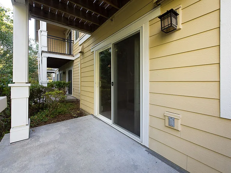 5551 Lakemont Blvd SE #1101 — Photo 2