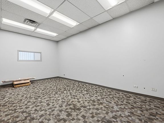5th image of 2307 W North Ave