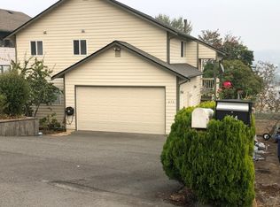 670 Taylor Ave NW, Renton, WA 98057