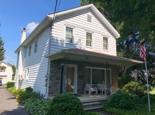339 W 8th St, West Wyoming, PA 18644