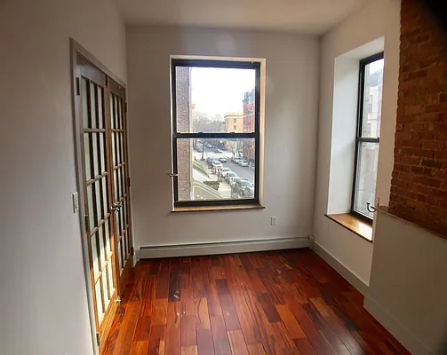 Rented by Uptown Flats LLC | media 13