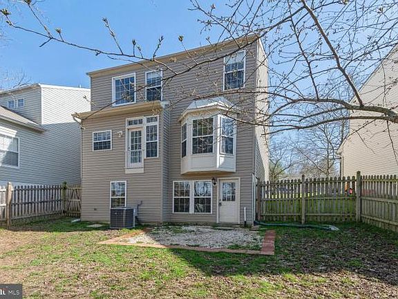 4th image of 8322 Lyndhurst St