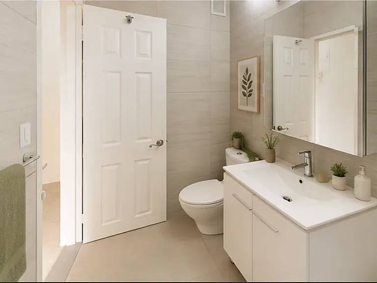2978 Ocean Ave #18D — Photo 6