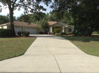 5681 W Fort Drum Dr, Beverly Hills, FL 34465