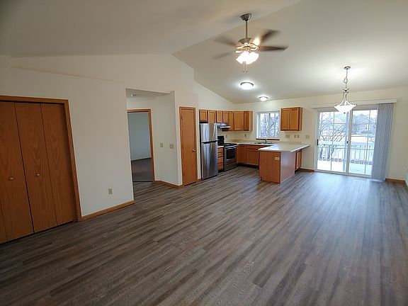 4th image of 4518 Tanglewood Dr #4504