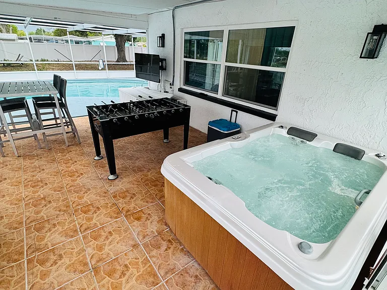 8200 Winthrop Dr #8120 — Photo 9