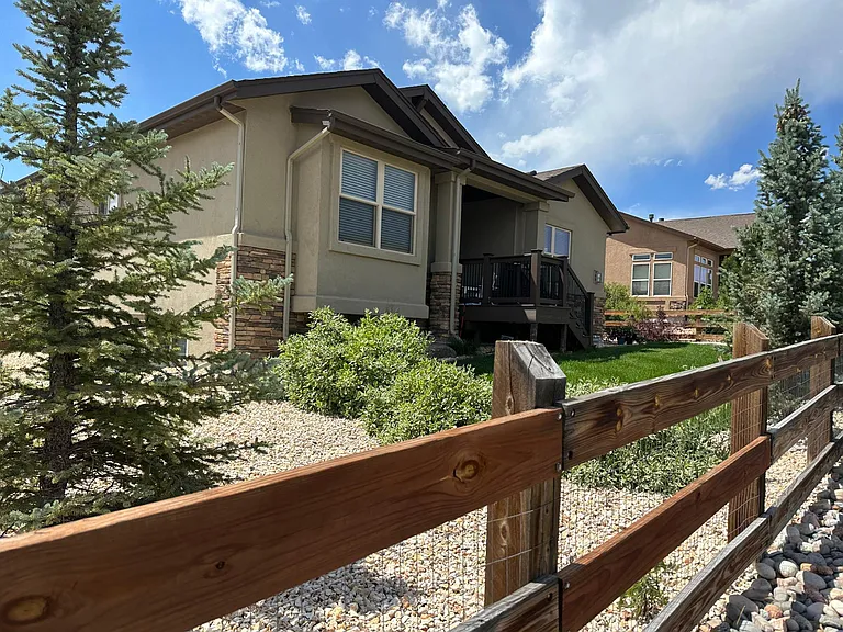 15883 Kansas Pacific Ct — Photo 10