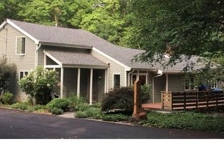 1496 Chestnut Ridge Rd, Upper Black Eddy, PA 18972